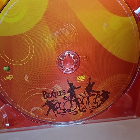 The Beatles Love Album CD & DVD Audio Year 2006 - Picture 5 of 8